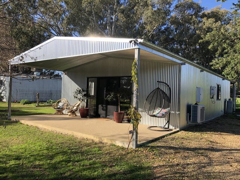 Oak Lane Guest House & Farm Stay - Australian Directory 3