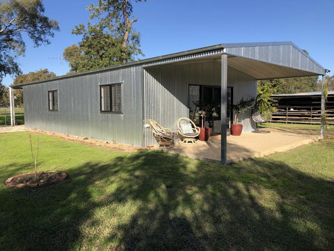 Oak Lane Guest House & Farm Stay - Australian Directory 1