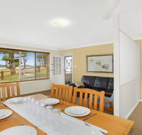 Ocean Blue Apartment Five - ground floor apartment - Australian Directory