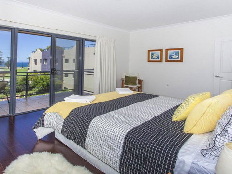 Ocean Blue On Manning - Australian Directory 1