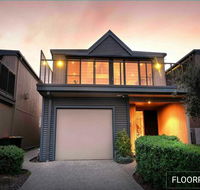 Ocean Grove House with Fantastic Ocean Views - Australian Directory