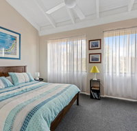 Ocean St Holiday Apartment - Australian Directory