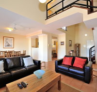 Ocean Sunsets - 2 bedroom converted warehouse apartment - Australian Directory