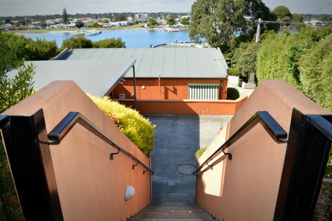 Ocean View Apt 1 - Australian Directory 1
