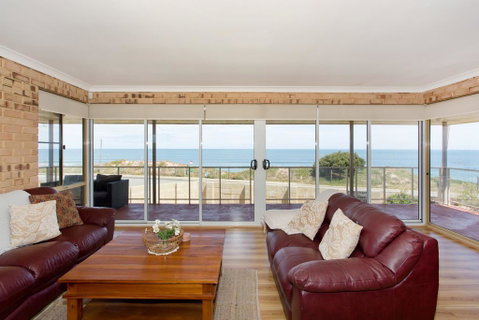 Ocean View Beach House - Australian Directory 0