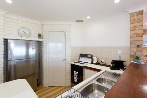 Ocean View Beach House - Australian Directory 3