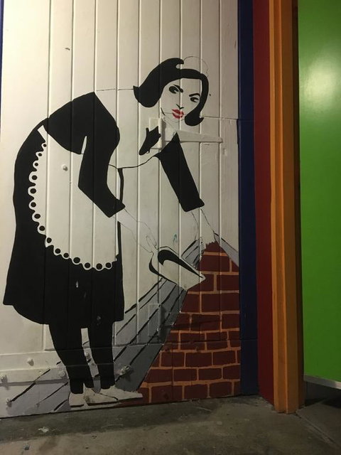 Old Fire Station Backpackers - Australian Directory 1