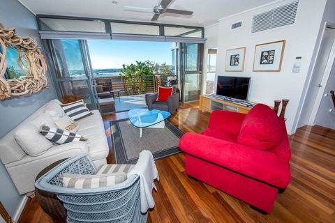 One Mile Ridge 9/26 One Mile Close - Australian Directory 1