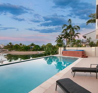 Opulence on Broadbeach - Australian Directory