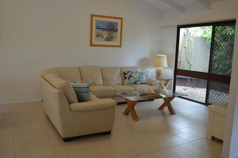 Orangewood - Australian Directory 0