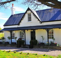 Ornee Cottage - Australian Directory