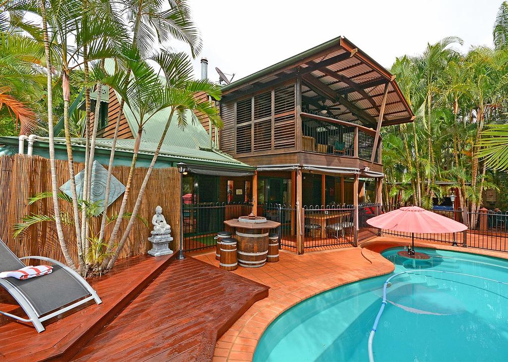 Toogoom QLD Australian Directory