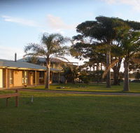 Ourimbah - across from the local rock pools - Australian Directory