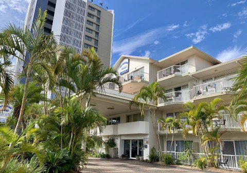 Outrigger Burleigh - Australian Directory 0