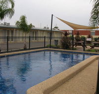 Overlander Hotel Motel - Australian Directory