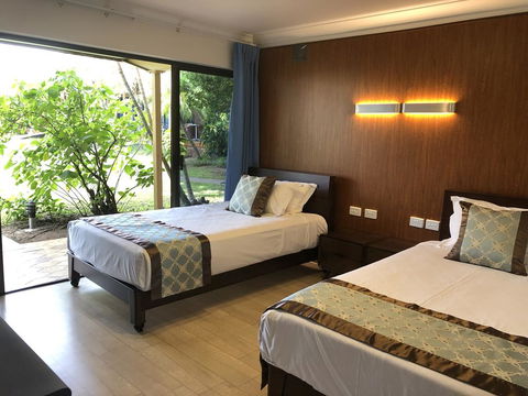 Oxley Motor Inn - Australian Directory 1