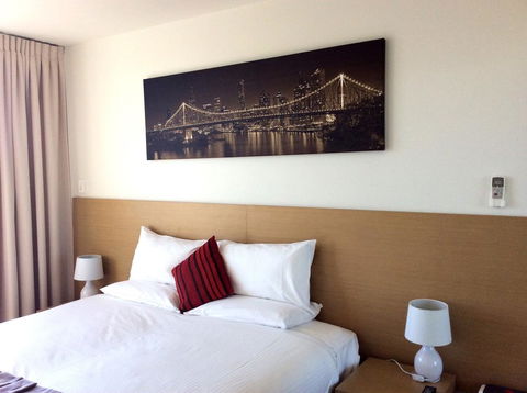 PA Apartments - Australian Directory 2