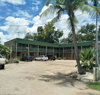 Palm Court Backpackers - Australian Directory