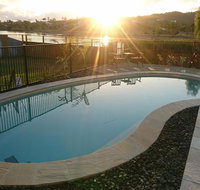 Palm Lakeside Holiday Home - Bowen Whitsundays Queensland - Australian Directory