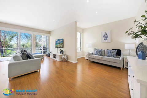 Palms Retreat - Australian Directory 2