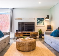 Pandanas Apartments 17B - Mollymook Beach - Australian Directory