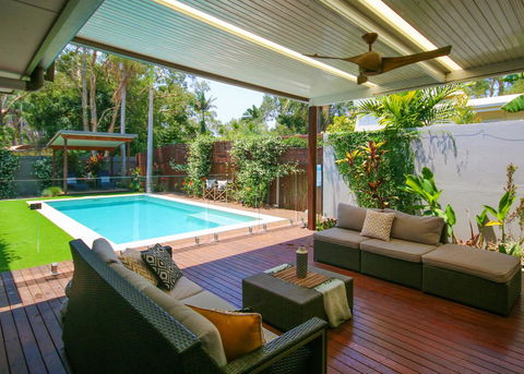 Pandanus Holiday Home - Australian Directory 1