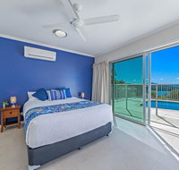 Panoramic Island Views - Shute Harbour - Australian Directory