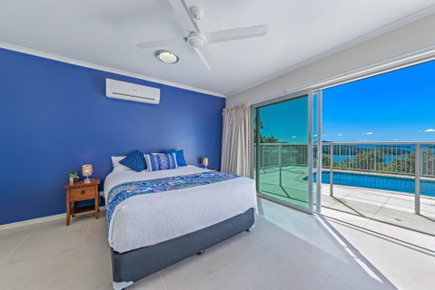 Panoramic Island Views - Shute Harbour - Australian Directory 0
