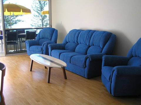 Park Towers Holiday Units - Australian Directory 2