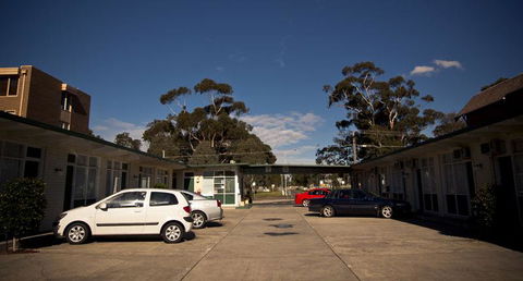 Parkville Motel - Australian Directory 1