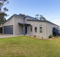 Pelican House - Australian Directory