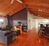 Pelican Sands Bed  Breakfast - Australian Directory