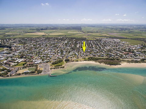 PERFECT ON PYMBLE AVE - Australian Directory 3