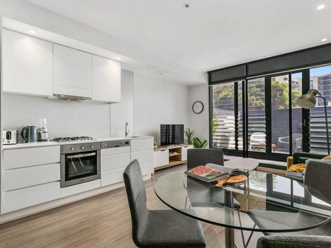 PERFECTLY PRAHRAN - Your Mecca Of Social And Style - Australian Directory 0