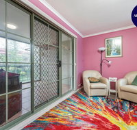 Pet Friendly Home - Pool  Parking - Tennis Court - Australian Directory