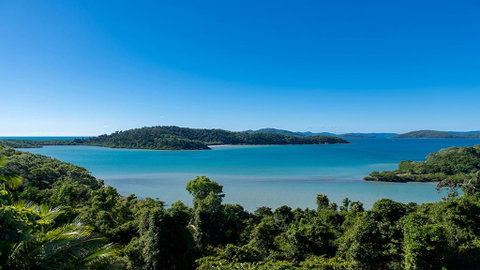 Pineapple House Whitsundays - Australian Directory 2