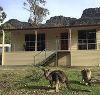 Pinnacle Views - Australian Directory