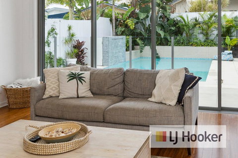 PIRIE BEACH House - Australian Directory 0