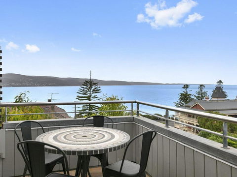 POINT GREY APARTMENT 2 - Ocean VIews With Wifi - Australian Directory 0
