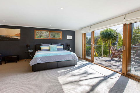 POINT LEO BEACH HOUSE - POINT LEO - Australian Directory 0