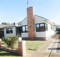 Port Life Beach House - Australian Directory