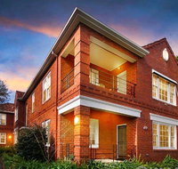 Prahran ComfyCozy 2BedderCloseto CityEverything - Australian Directory