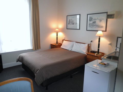 Princes Lodge Motel - Australian Directory 3