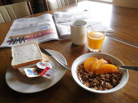 Princes Lodge Motel - Australian Directory 2