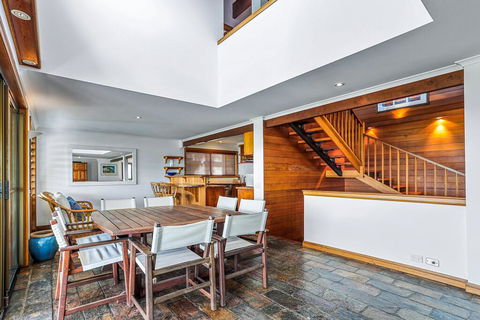 Private Tropical Oasis, Marcus Beach - Australian Directory 3