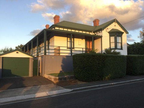 Pump Jack B&B - Australian Directory 0