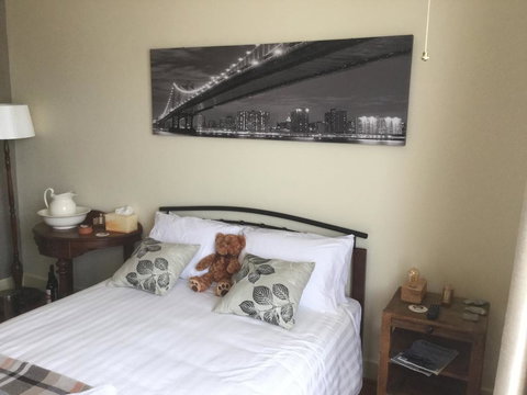 Pump Jack B&B - Australian Directory 2