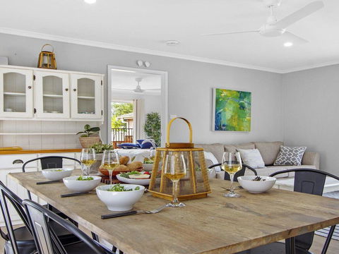Pure Salt - Beach House With Pool, 300m To Beach - Australian Directory 2