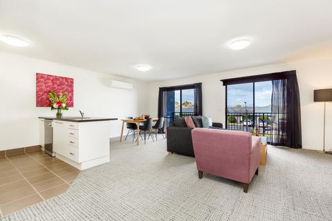 Quest Sale - Australian Directory 2