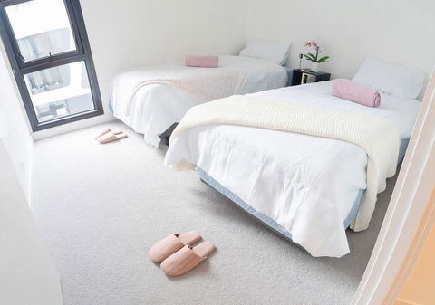 R&K Luxury Apartment Fantastic Skyline View CBD Parking&Free Tram Heart Of Melbourne - Australian Directory 3